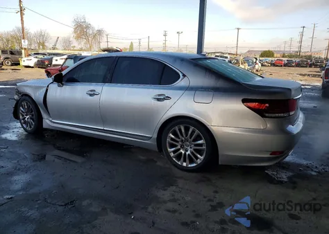 2013 Lexus Ls 460L z USA, uszkodzony, nr VIN JTHGL1EF8D5047275